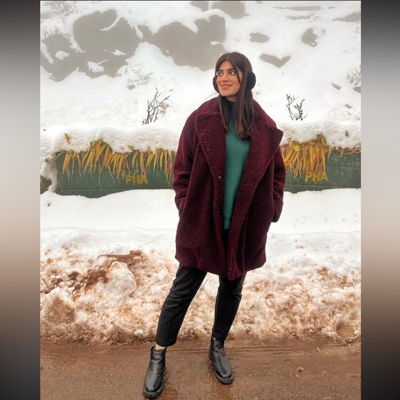 SOLD♥️H&M Faux Shearling Coat - Picture 1 of 10